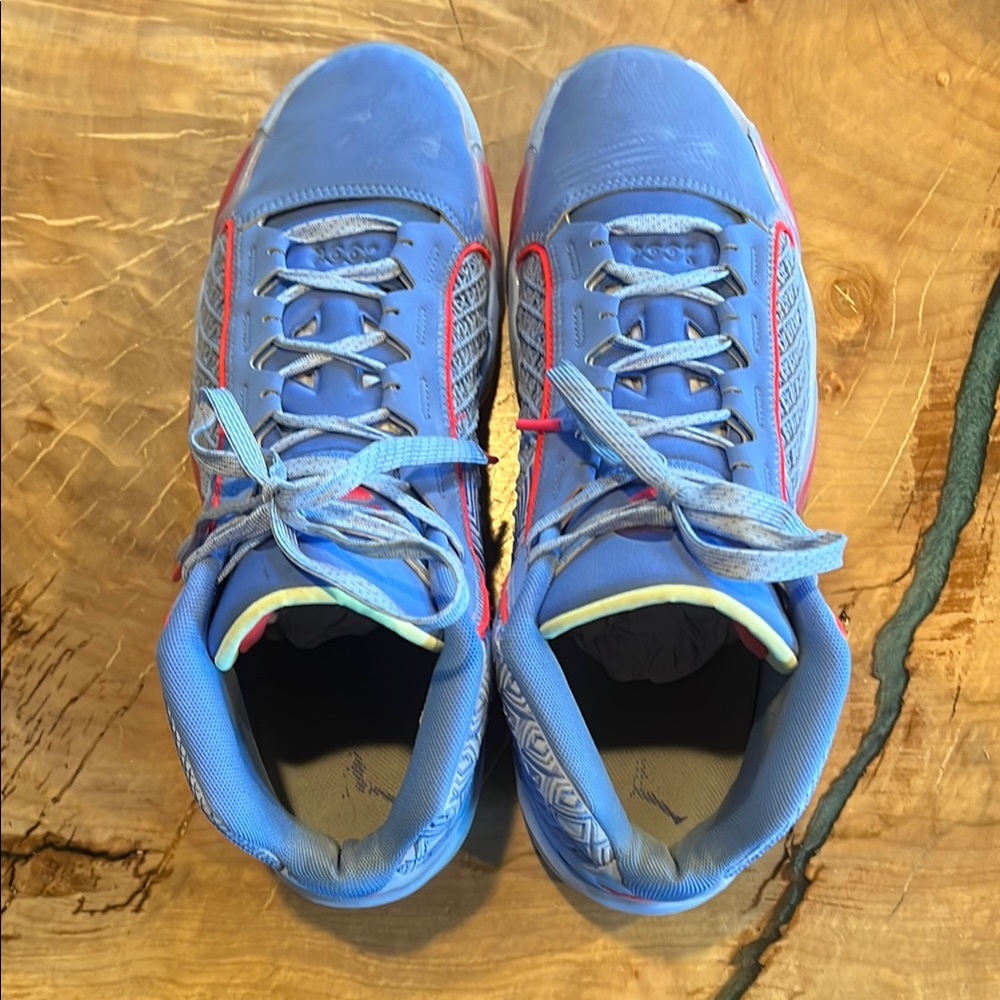 Light purple Nike Air Jordan 38 Fadeaway basketball shoes